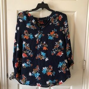 Women’s 1x blouse